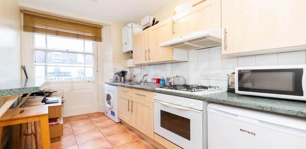 			2 Bedroom, 1 bath, 1 reception Flat			 Camden Street, Camden